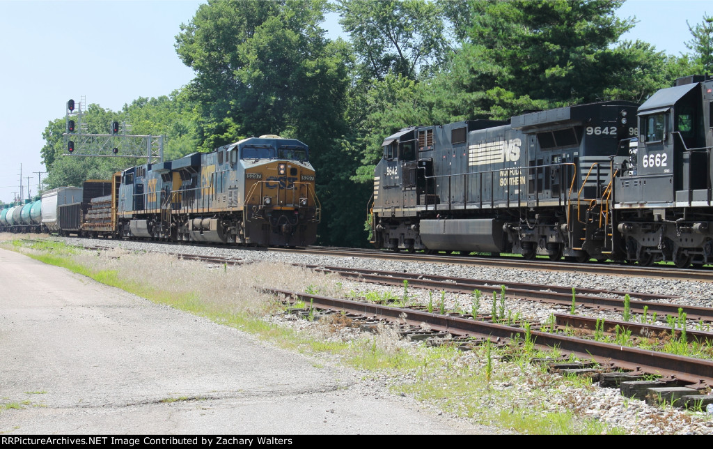 CSX 5297 3 NS 9642